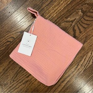 NWT Marlowe & Co Organic Cotton Muslin Baby Blanket Snap Closure Pink Rose Clay